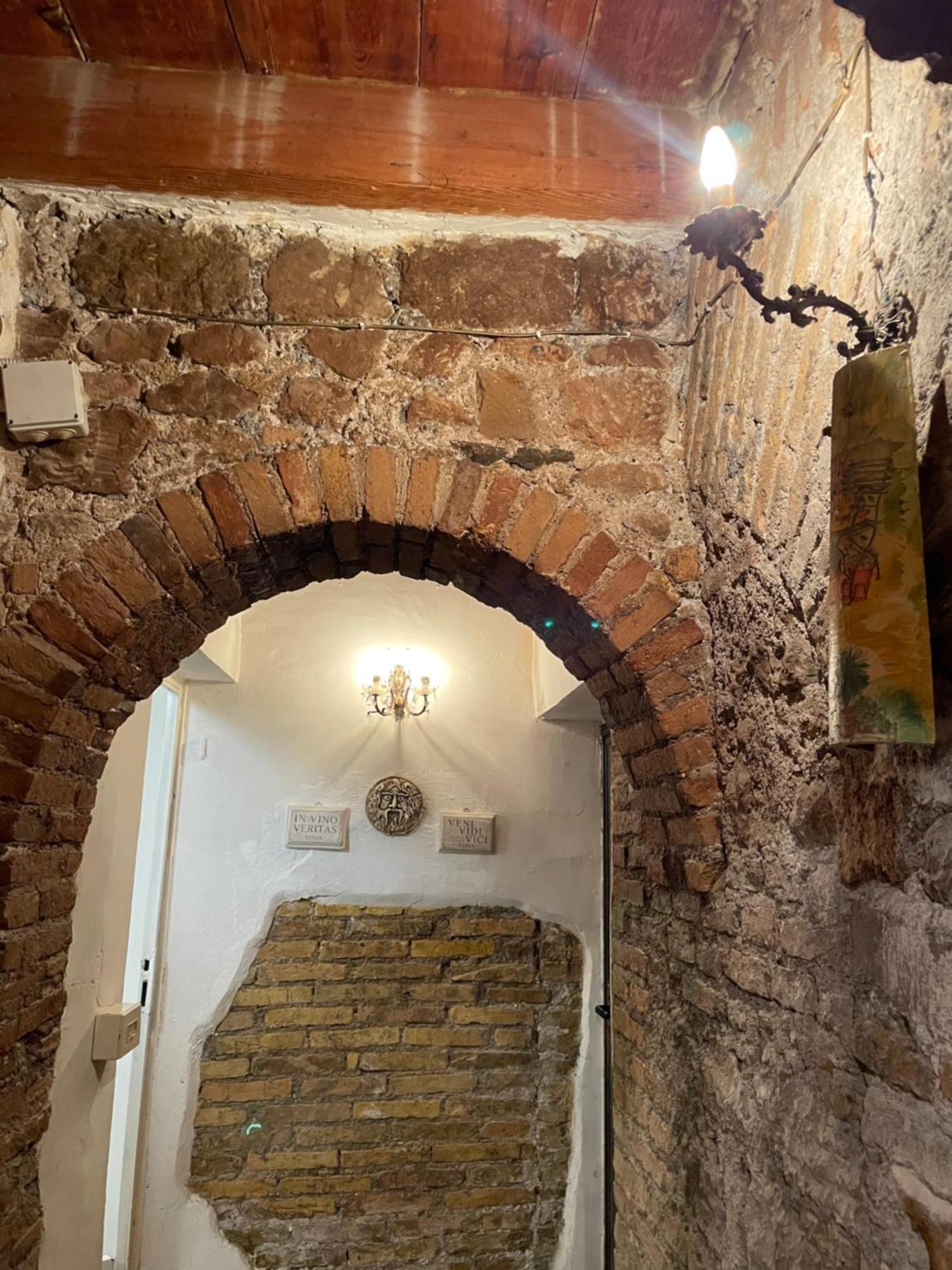 Apartment In The Heart Of Roma ภายนอก รูปภาพ